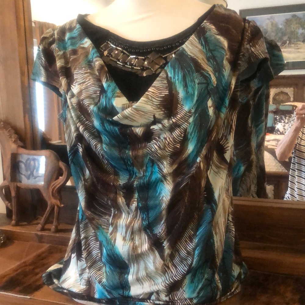 Wrangler Rock 47 Top. Tank top under look.